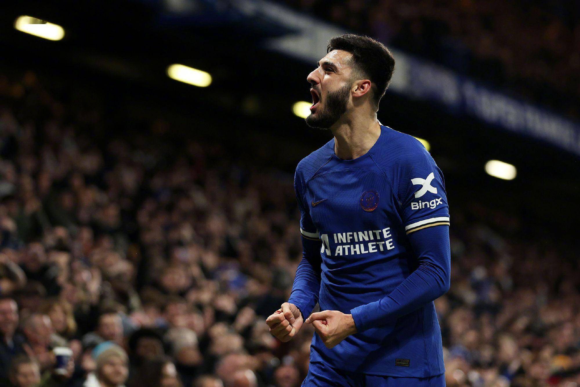 葡萄牙体育训练开放日，今夜扳平良机引欢呼，足总杯在即，年轻球员得到机会 -九游棋牌